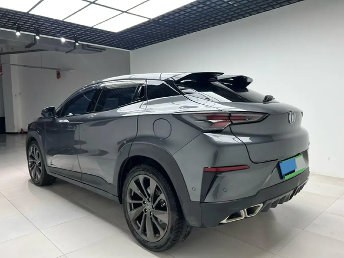 2020 ChangAn UNI-T 1.5T 180HP L4 7DCT,autocango,china used car exporter,china ev exporter,chinese used car exporter,chinese used ev exporter