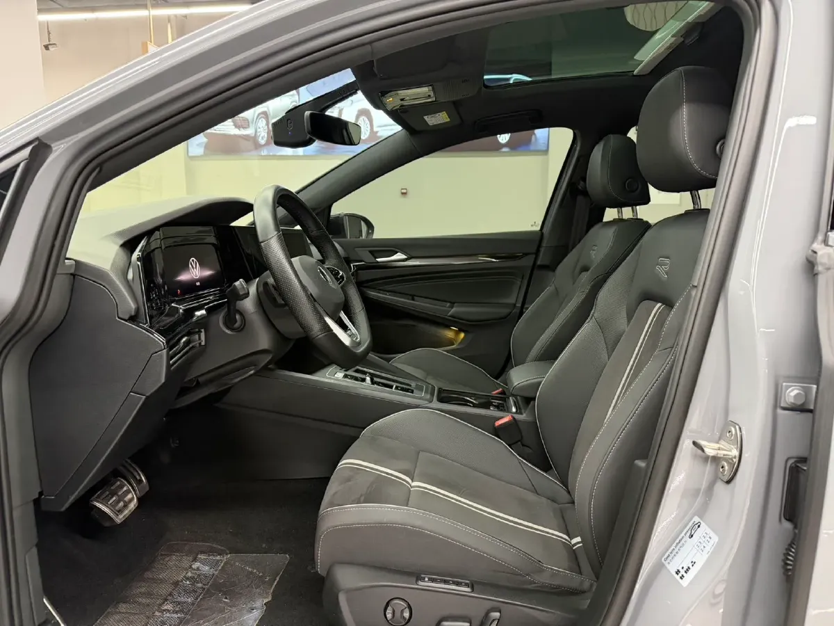 2023 Volkswagen Golf 1.4T 150HP L4 7DCT,autocango,china used car exporter,china ev exporter,chinese used car exporter,chinese used ev exporter