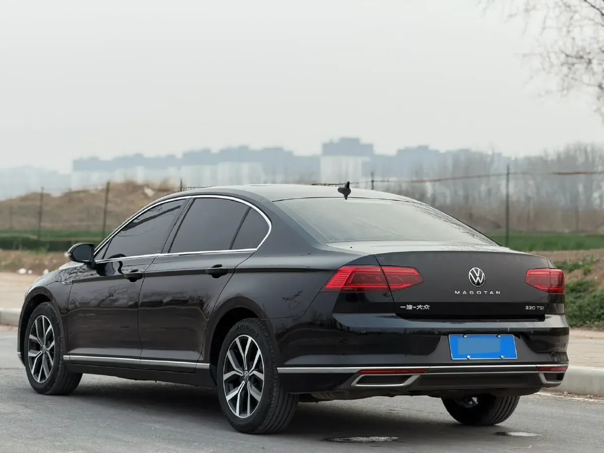2020 Volkswagen Magotan 2.0T 186HP L4 7DCT,autocango,china used car exporter,china ev exporter,chinese used car exporter,chinese used ev exporter