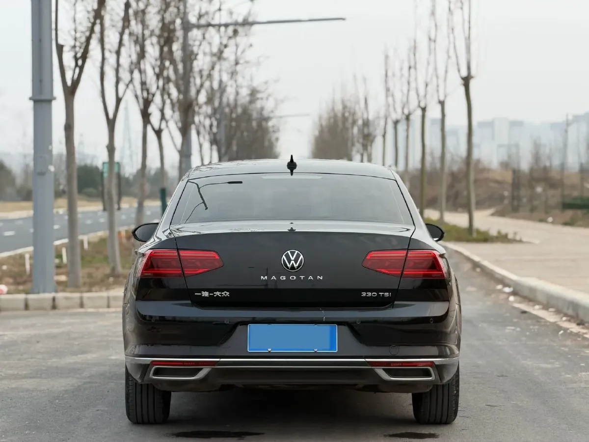 2020 Volkswagen Magotan 2.0T 186HP L4 7DCT,autocango,china used car exporter,china ev exporter,chinese used car exporter,chinese used ev exporter