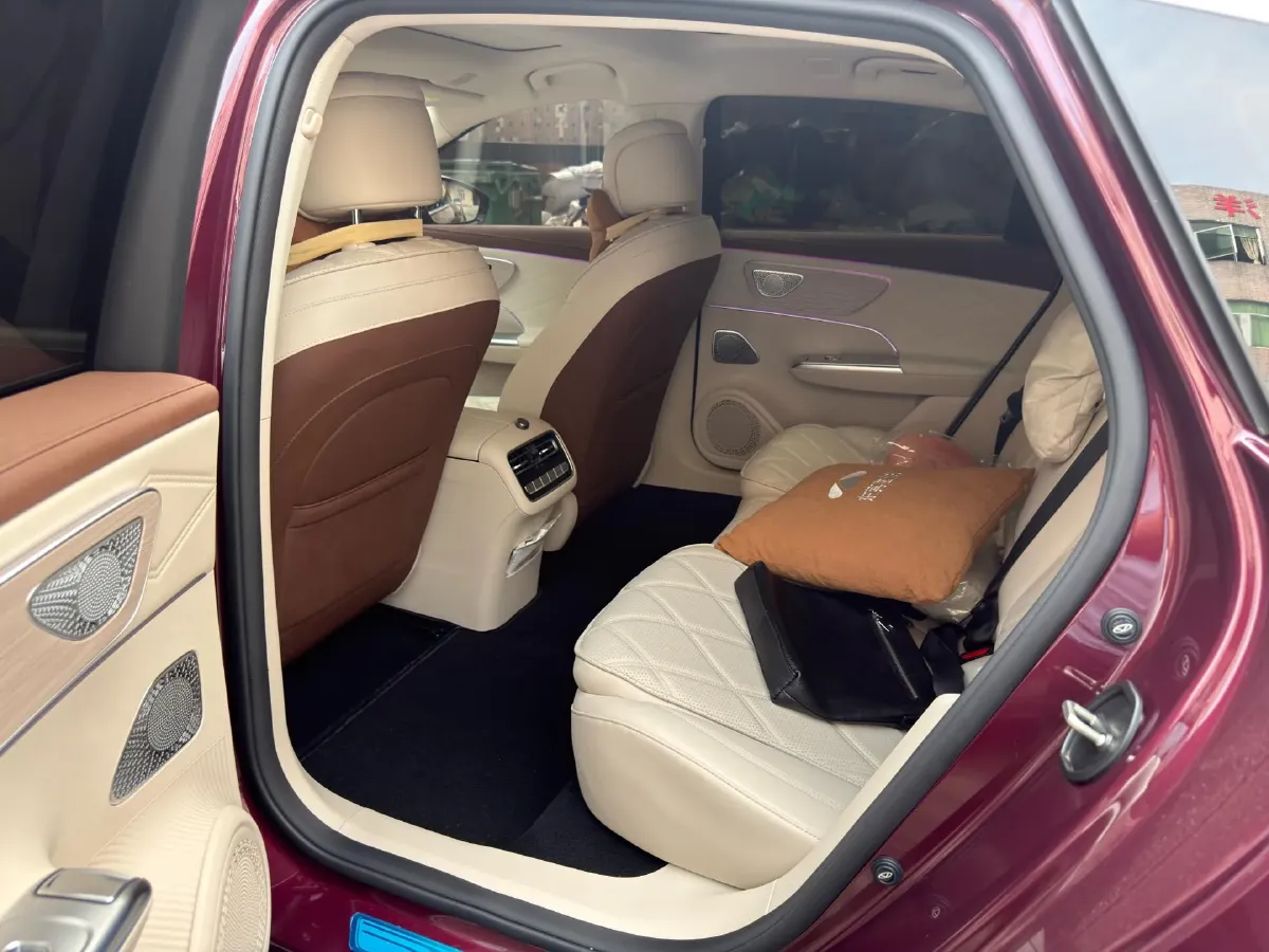 2025 Fulwin FulwinA9L 1.5T 156HP L4 1DHT PHEV,autocango,china used car exporter,china ev exporter,chinese used car exporter,chinese used ev exporter