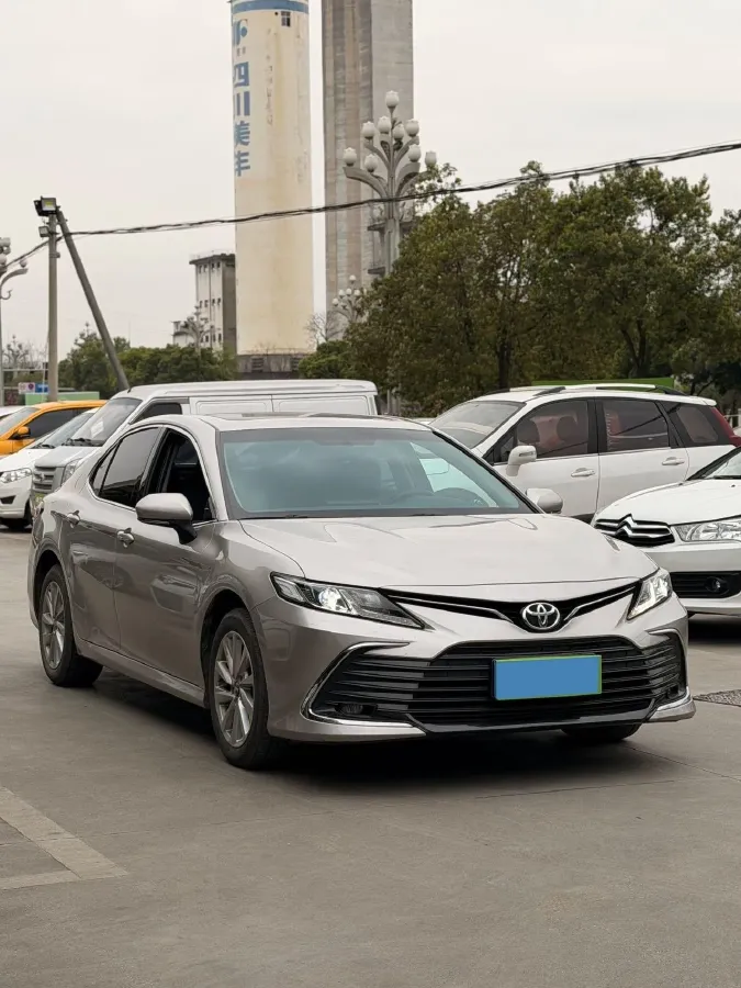 2021 Toyota Camry 2.0L 178HP L4 CVT,autocango,china used car exporter,china ev exporter,chinese used car exporter,chinese used ev exporter