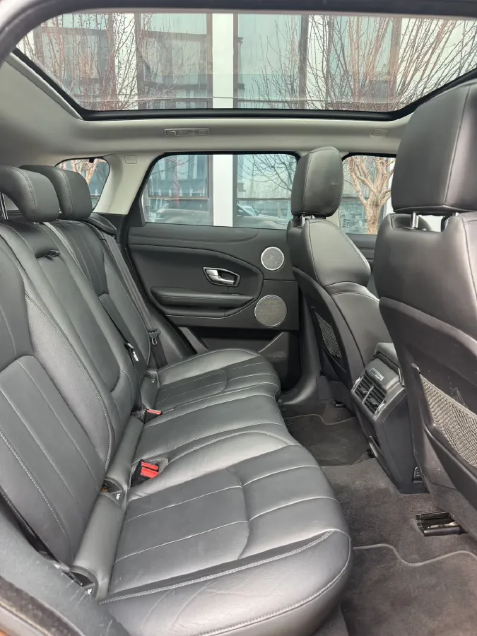 2017 Land Rover Range Rover Evoque 2.0T 241HP L4 9AT,autocango,china used car exporter,china ev exporter,chinese used car exporter,chinese used ev exporter