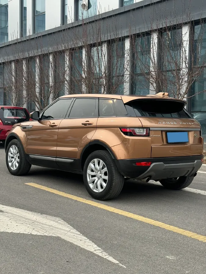 2017 Land Rover Range Rover Evoque 2.0T 241HP L4 9AT,autocango,china used car exporter,china ev exporter,chinese used car exporter,chinese used ev exporter