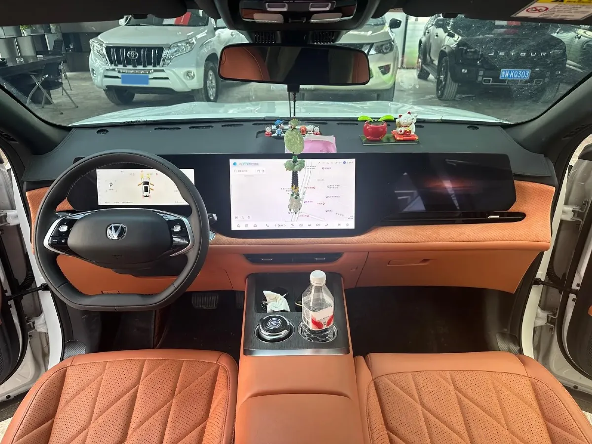 2025 ChangAn CS75 Plus 1.5T 192HP L4 8AT,autocango,china used car exporter,china ev exporter,chinese used car exporter,chinese used ev exporter