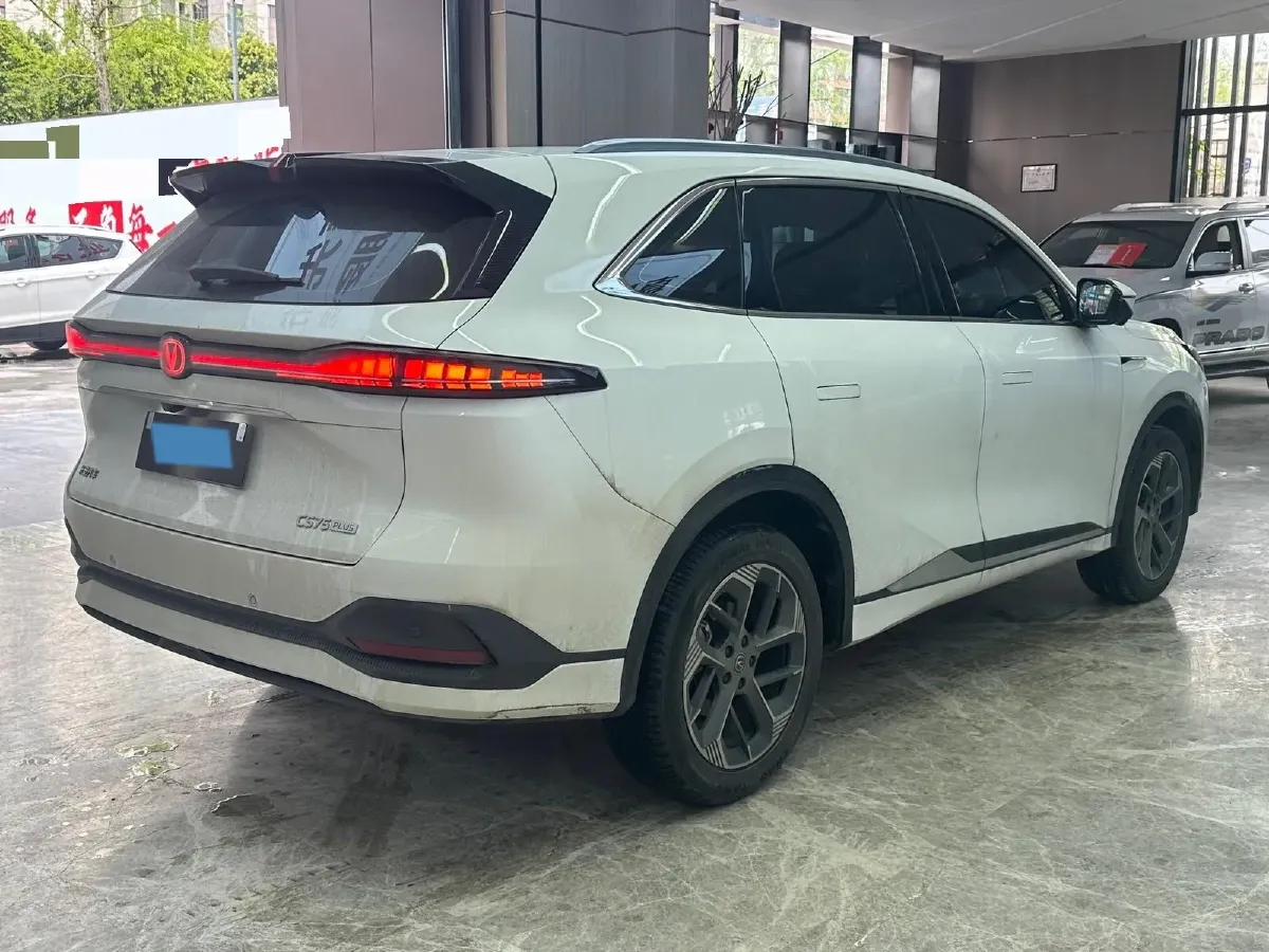 2025 ChangAn CS75 Plus 1.5T 192HP L4 8AT,autocango,china used car exporter,china ev exporter,chinese used car exporter,chinese used ev exporter