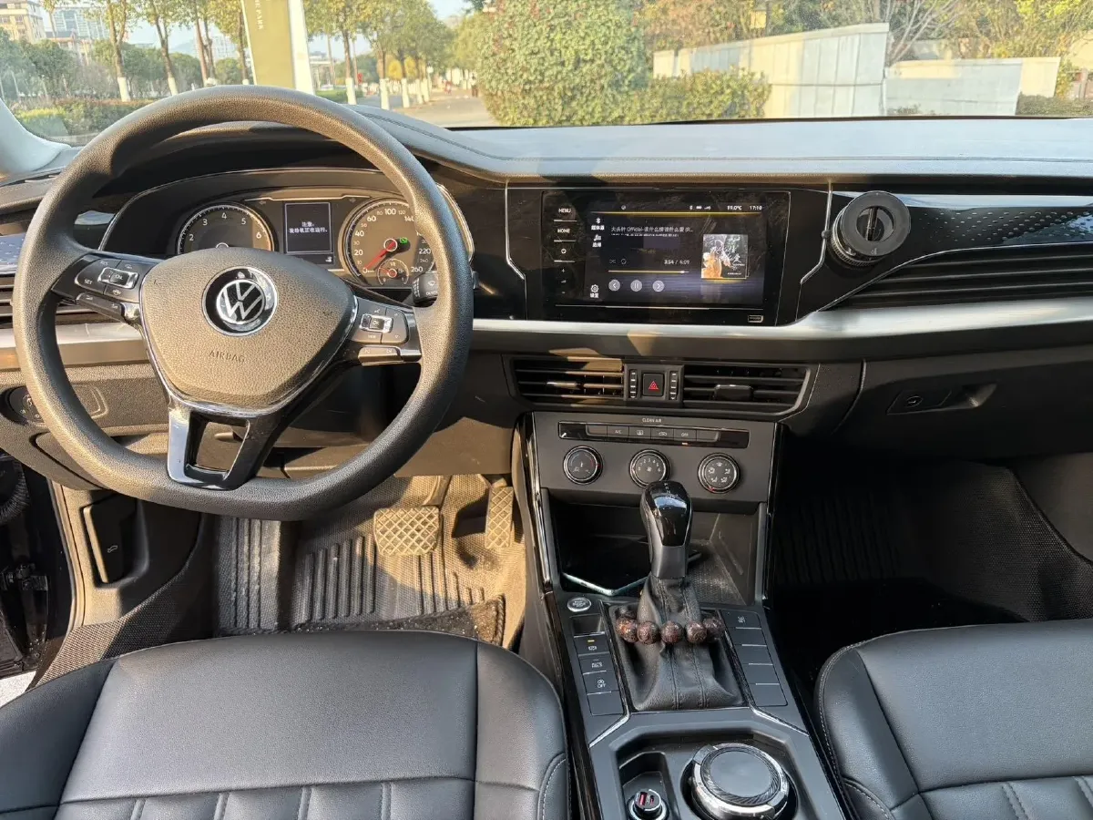 2021 Volkswagen Passat 1.4T 150HP L4 7DCT,autocango,china used car exporter,china ev exporter,chinese used car exporter,chinese used ev exporter