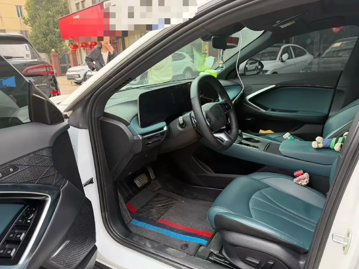2023 MG 7 2.0T 261HP L4 9AT,autocango,china used car exporter,china ev exporter,chinese used car exporter,chinese used ev exporter