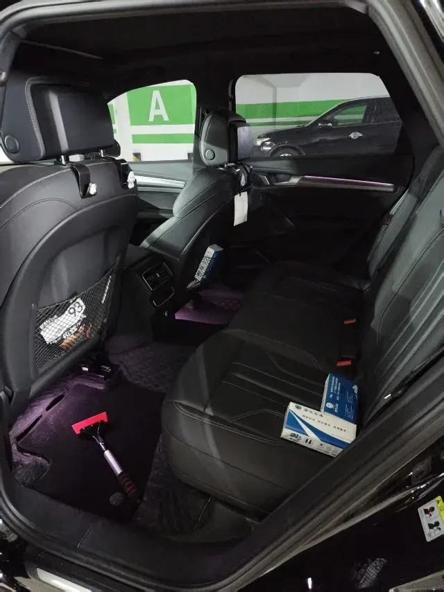 2024 Audi Q5L 2.0T 245HP L4 7DCT,autocango,china used car exporter,china ev exporter,chinese used car exporter,chinese used ev exporter