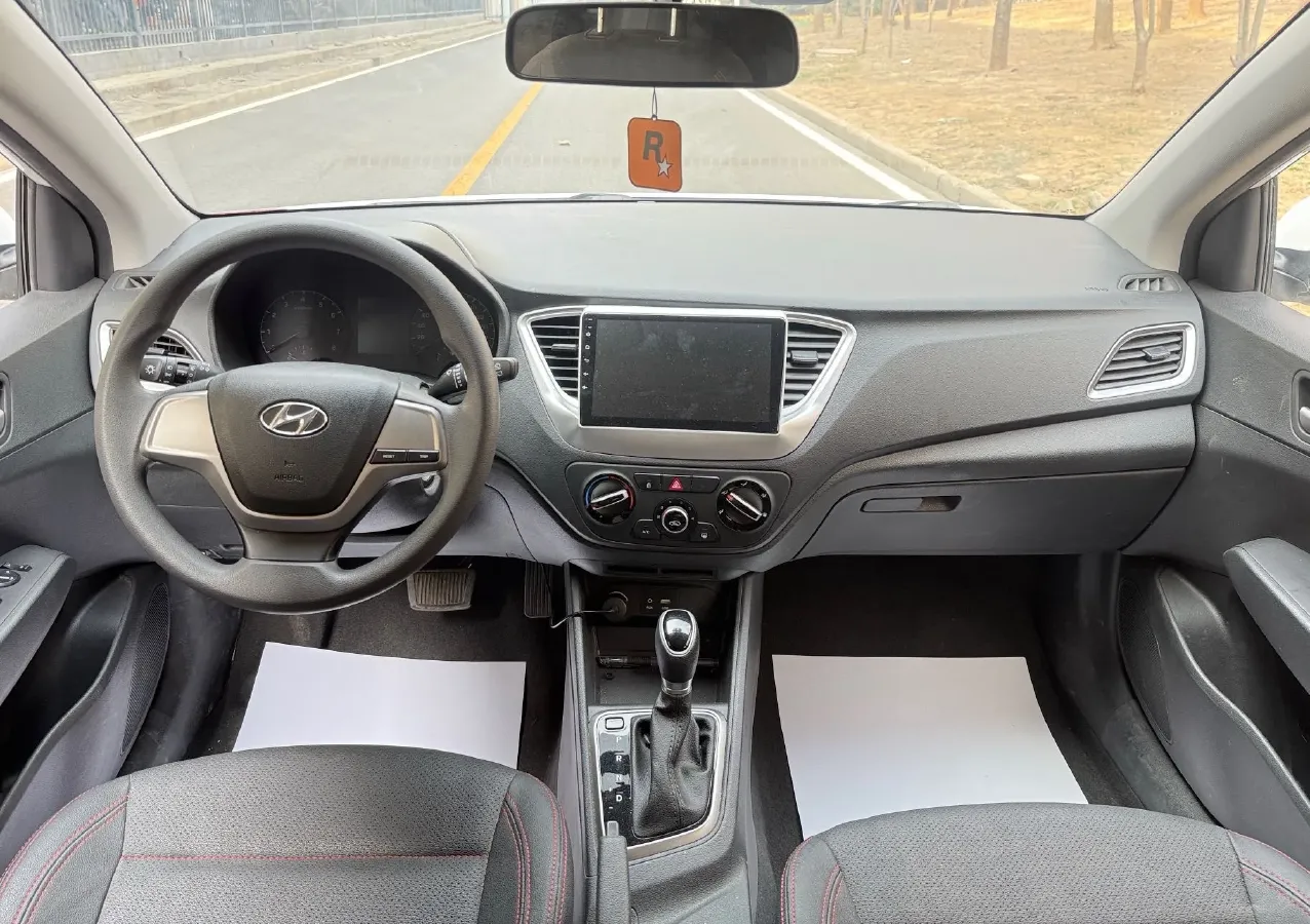 2017 Hyundai Verna RV 1.4L 100HP L4 6AT,autocango,china used car exporter,china ev exporter,chinese used car exporter,chinese used ev exporter