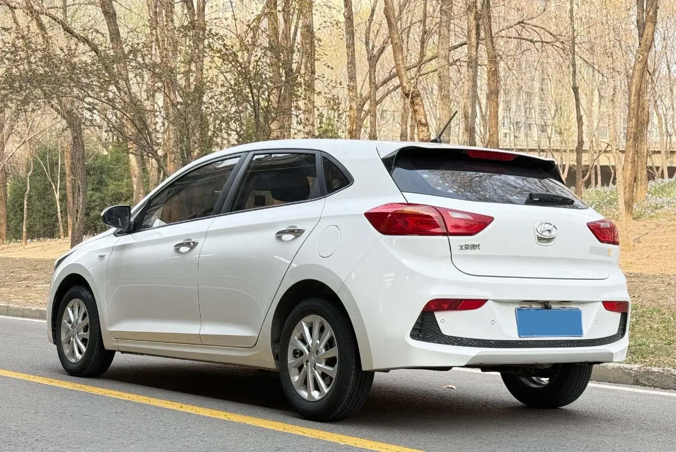 2017 Hyundai Verna RV 1.4L 100HP L4 6AT,autocango,china used car exporter,china ev exporter,chinese used car exporter,chinese used ev exporter