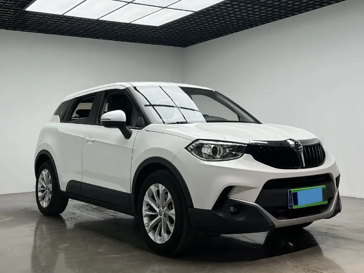 2016 Brilliance Auto V3 1.5L 112HP L4 5AT,autocango,china used car exporter,china ev exporter,chinese used car exporter,chinese used ev exporter