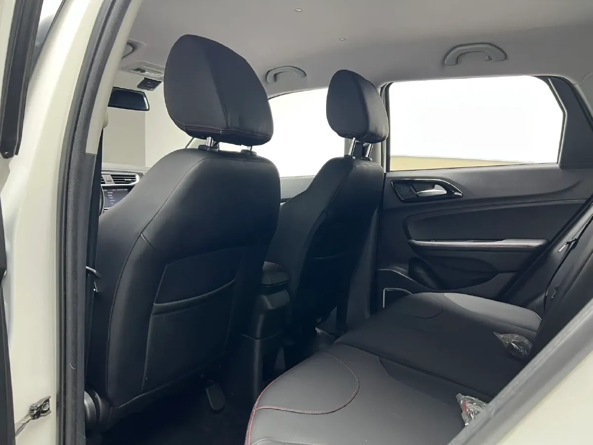 2016 Brilliance Auto V3 1.5L 112HP L4 5AT,autocango,china used car exporter,china ev exporter,chinese used car exporter,chinese used ev exporter