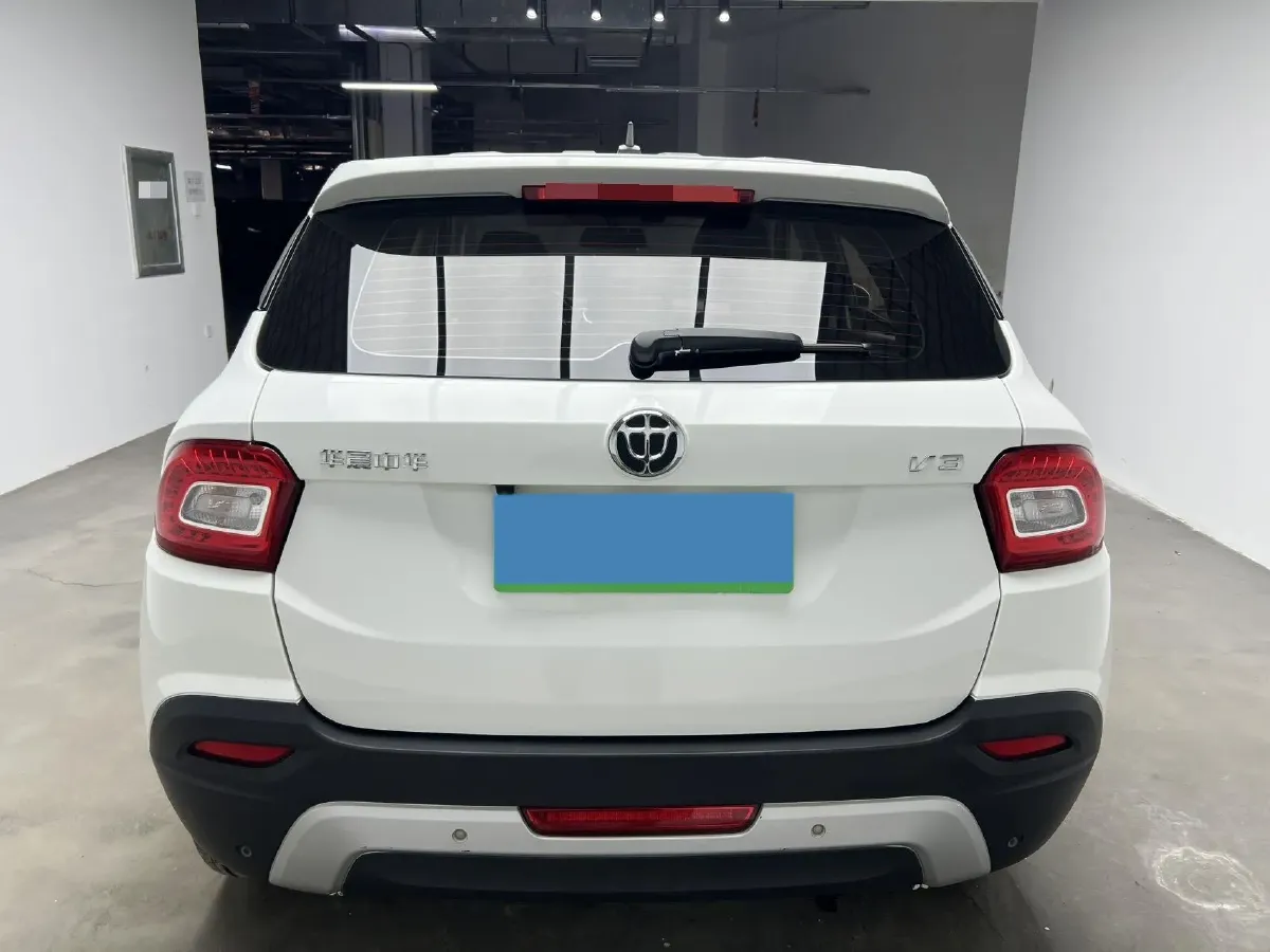 2016 Brilliance Auto V3 1.5L 112HP L4 5AT,autocango,china used car exporter,china ev exporter,chinese used car exporter,chinese used ev exporter