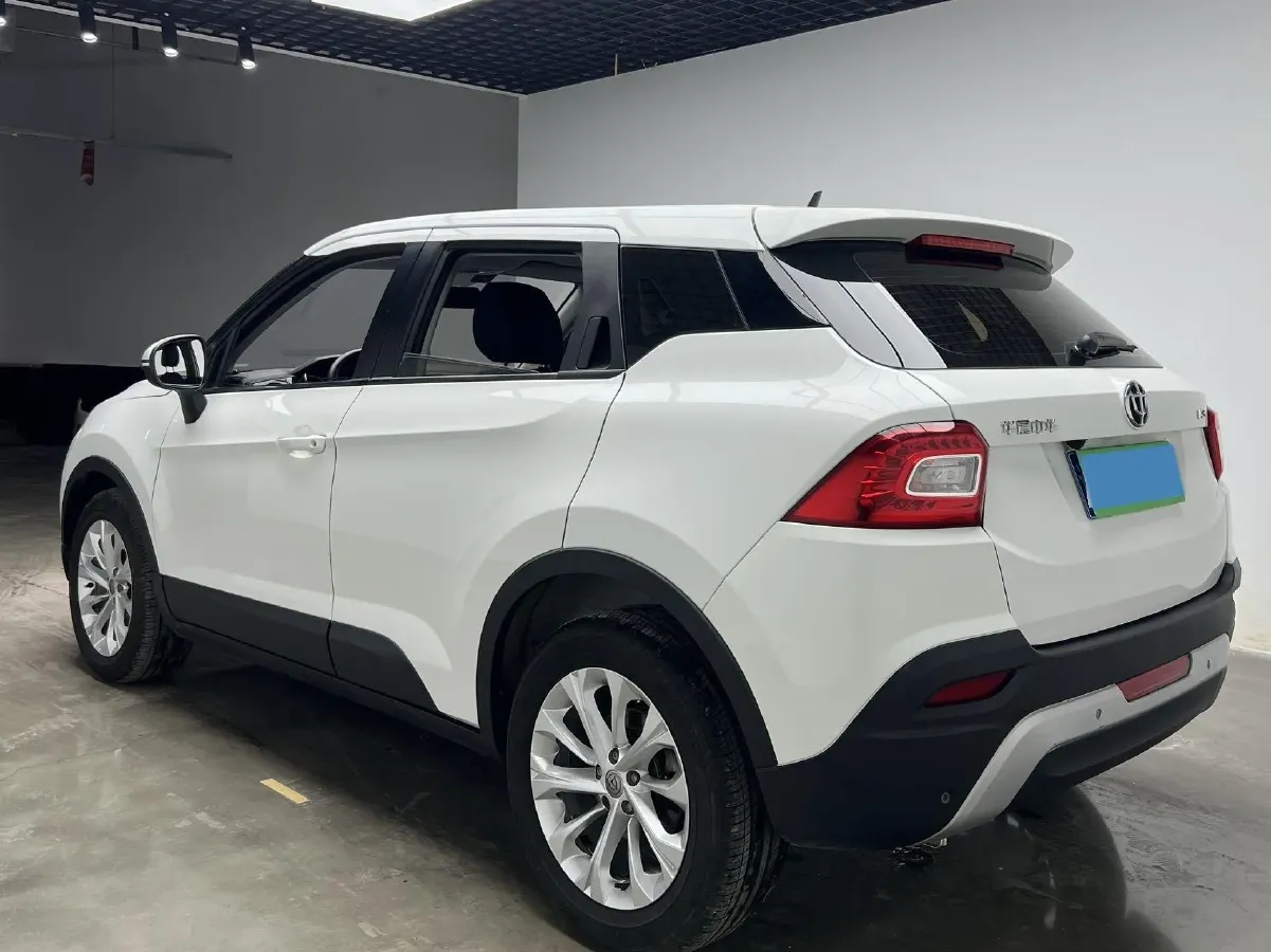 2016 Brilliance Auto V3 1.5L 112HP L4 5AT,autocango,china used car exporter,china ev exporter,chinese used car exporter,chinese used ev exporter