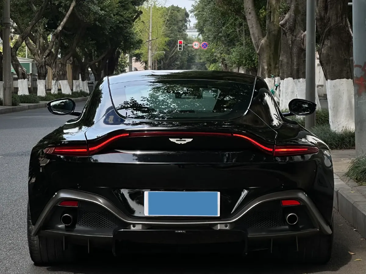 2018 Aston Martin V8 Vantage 4.0T 510HP V8 8AT,autocango,china used car exporter,china ev exporter,chinese used car exporter,chinese used ev exporter