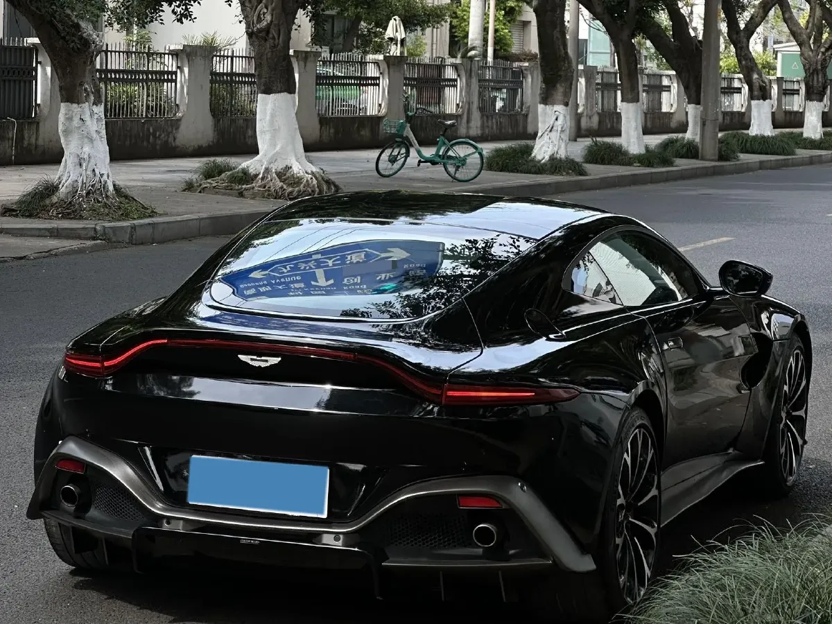 2018 Aston Martin V8 Vantage 4.0T 510HP V8 8AT,autocango,china used car exporter,china ev exporter,chinese used car exporter,chinese used ev exporter