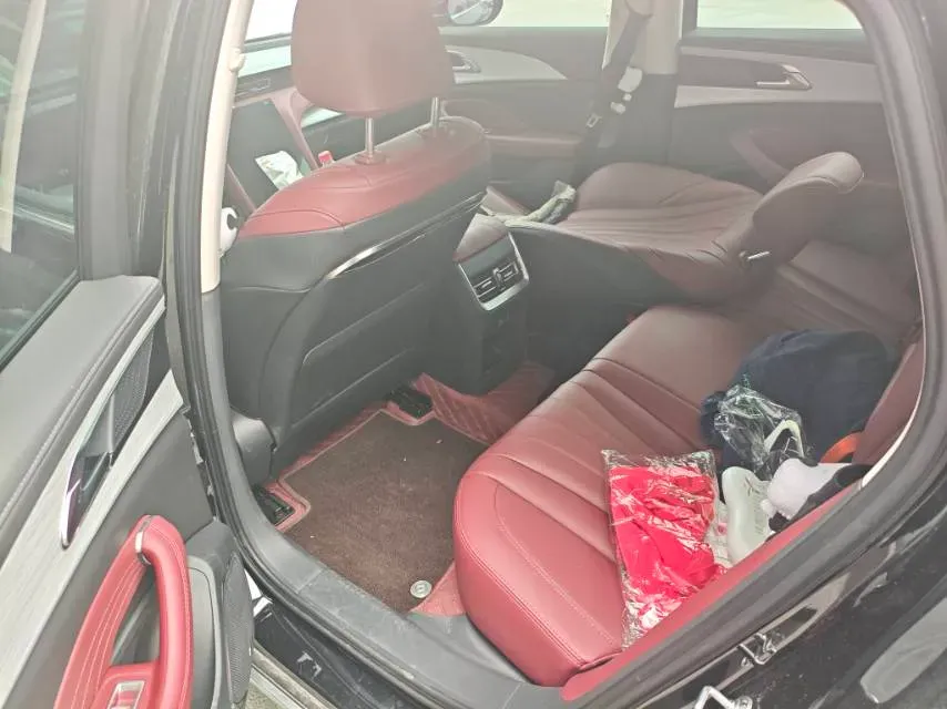 2025 HongQi H5 1.5T 169HP L4 7DCT,autocango,china used car exporter,china ev exporter,chinese used car exporter,chinese used ev exporter