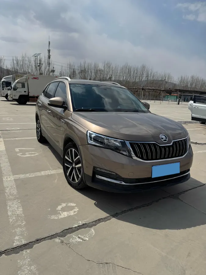 2018 Skoda Kamiq 1.5L 112HP L4 5MT,autocango,china used car exporter,china ev exporter,chinese used car exporter,chinese used ev exporter
