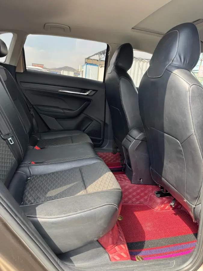 2018 Skoda Kamiq 1.5L 112HP L4 5MT,autocango,china used car exporter,china ev exporter,chinese used car exporter,chinese used ev exporter