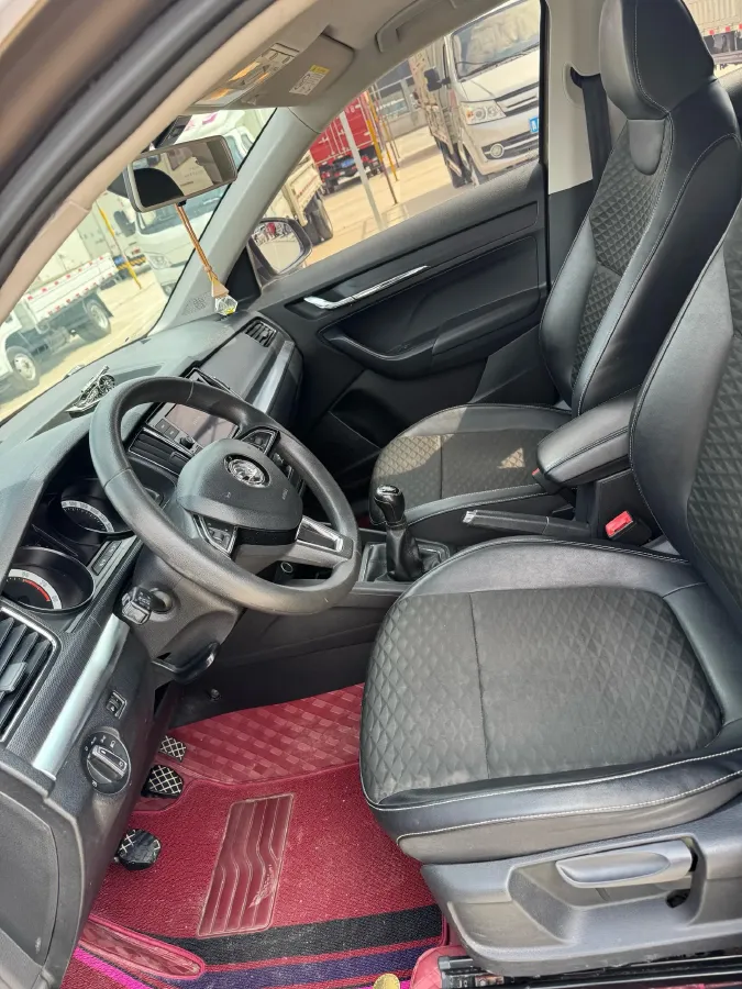 2018 Skoda Kamiq 1.5L 112HP L4 5MT,autocango,china used car exporter,china ev exporter,chinese used car exporter,chinese used ev exporter