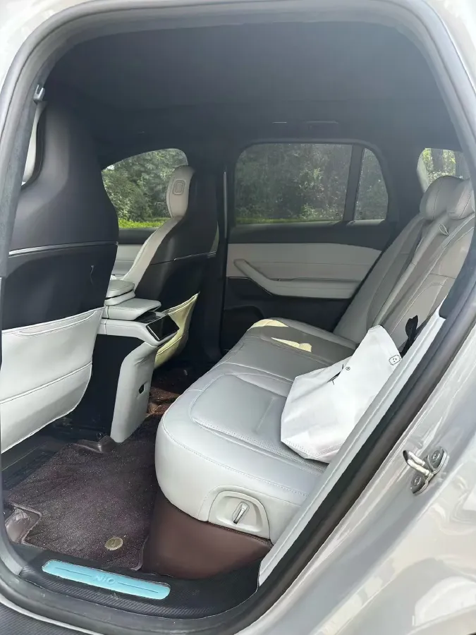 2023 NIO ES6 BEV 75KWH,autocango,china used car exporter,china ev exporter,chinese used car exporter,chinese used ev exporter