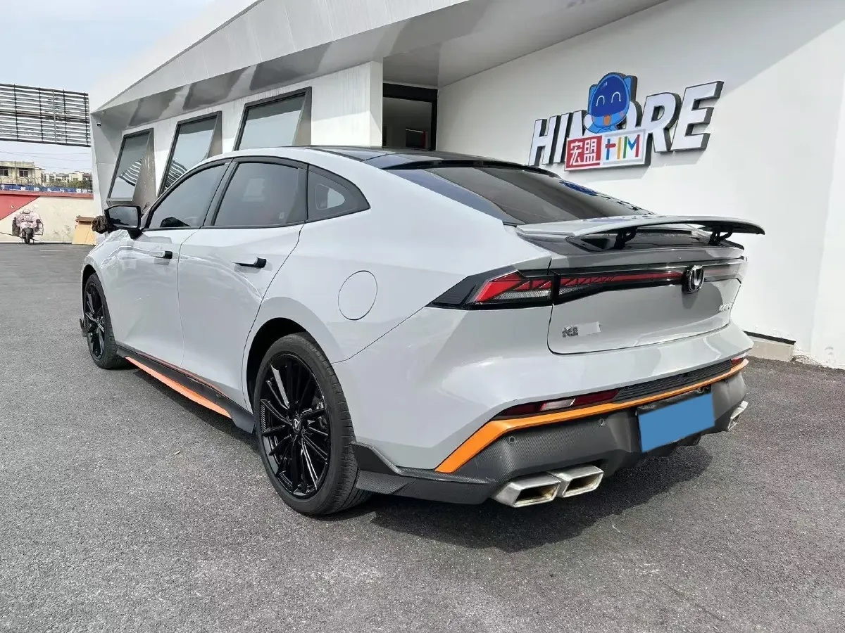 2024 ChangAn UNI-V 1.5T 188HP L4 7DCT,autocango,china used car exporter,china ev exporter,chinese used car exporter,chinese used ev exporter