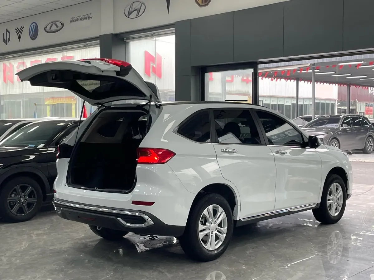 2021 Haval M6 1.5T 150HP L4 7DCT,autocango,china used car exporter,china ev exporter,chinese used car exporter,chinese used ev exporter
