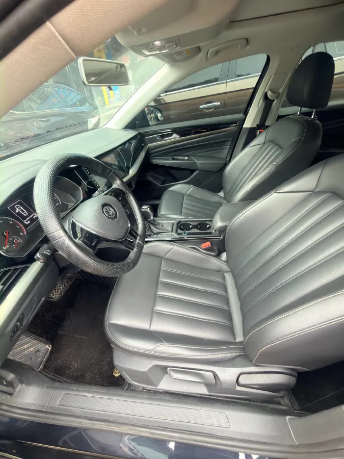 2019 Chevrolet Equinox 1.5T 180HP L4 6AT,autocango,china used car exporter,china ev exporter,chinese used car exporter,chinese used ev exporter