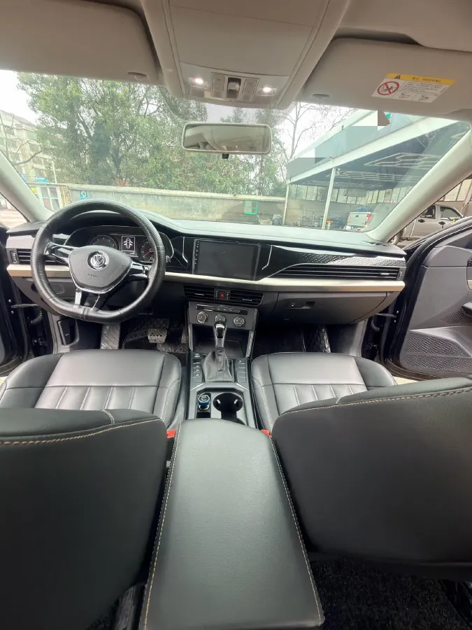 2019 Chevrolet Equinox 1.5T 180HP L4 6AT,autocango,china used car exporter,china ev exporter,chinese used car exporter,chinese used ev exporter