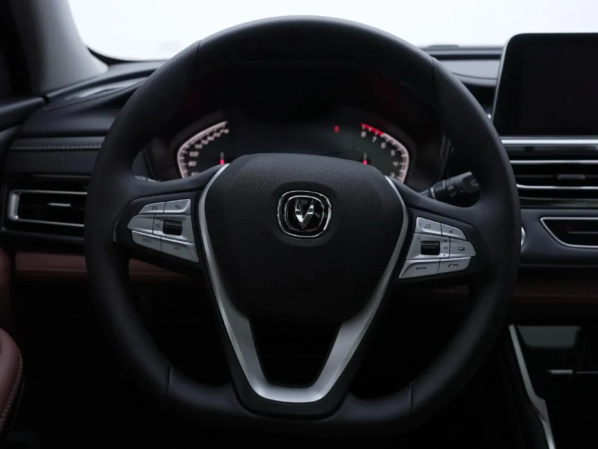 2024 ChangAn CS75 1.5T 188HP L4 7DCT,autocango,china used car exporter,china ev exporter,chinese used car exporter,chinese used ev exporter