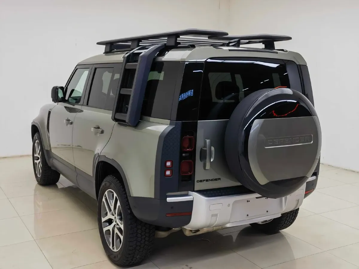 2025 Land Rover Defender 3.0T 400HP L6 8AT,autocango,china used car exporter,china ev exporter,chinese used car exporter,chinese used ev exporter