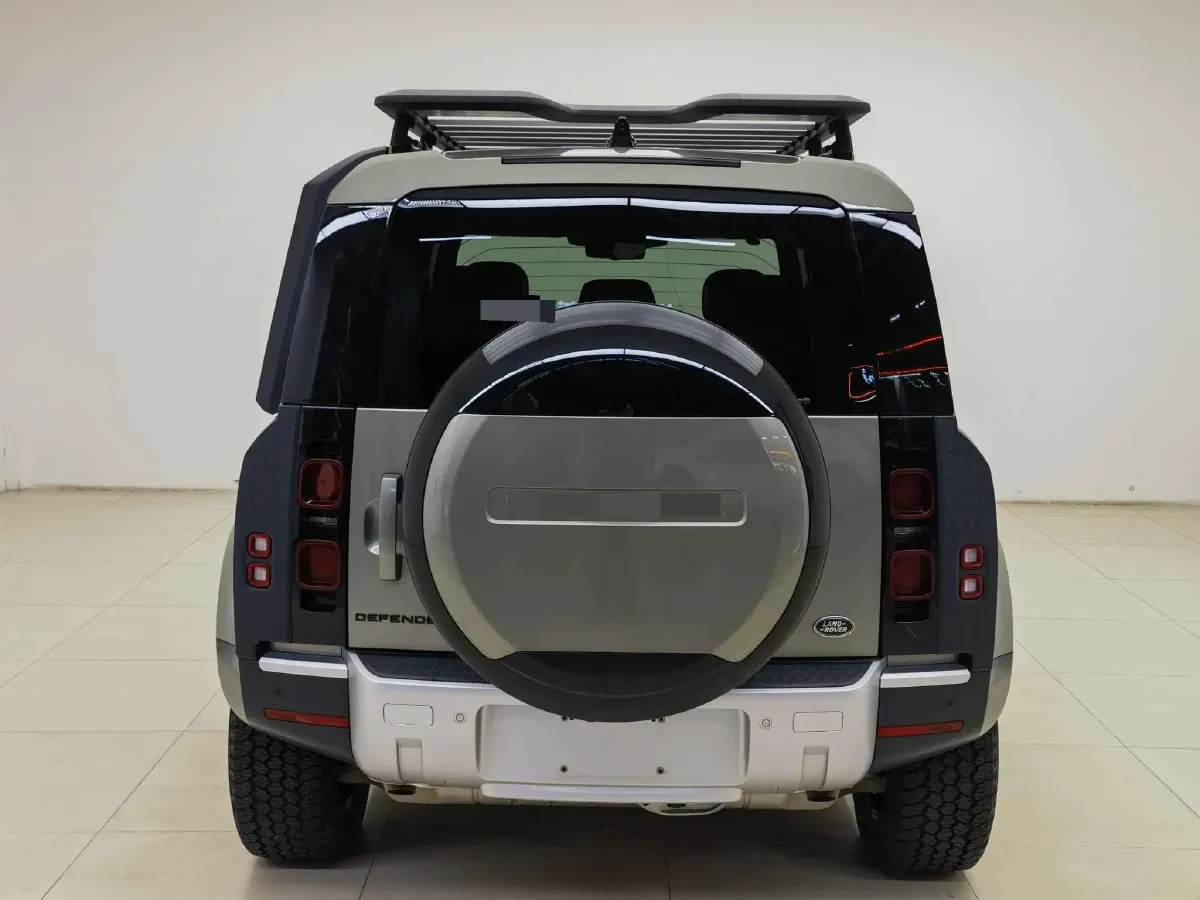 2025 Land Rover Defender 3.0T 400HP L6 8AT,autocango,china used car exporter,china ev exporter,chinese used car exporter,chinese used ev exporter