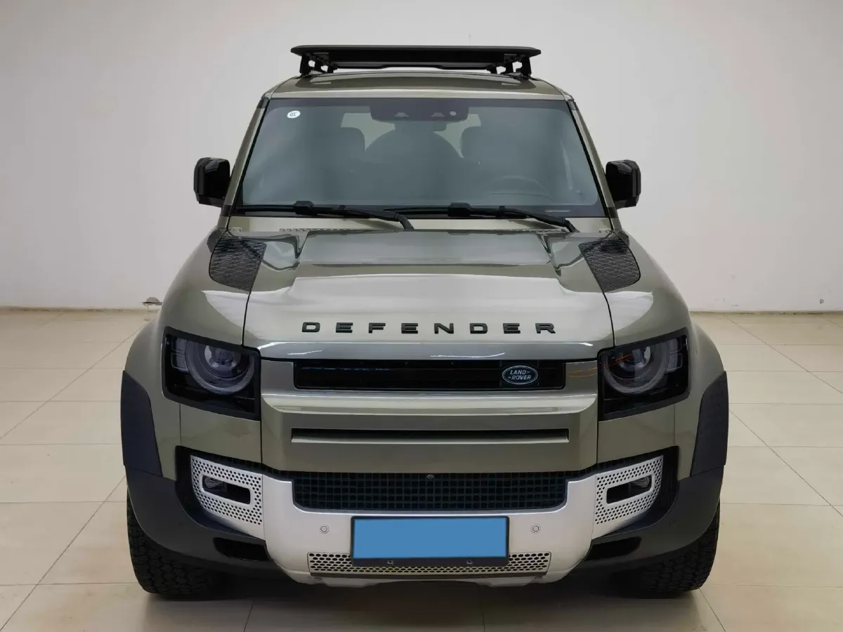2025 Land Rover Defender 3.0T 400HP L6 8AT,autocango,china used car exporter,china ev exporter,chinese used car exporter,chinese used ev exporter