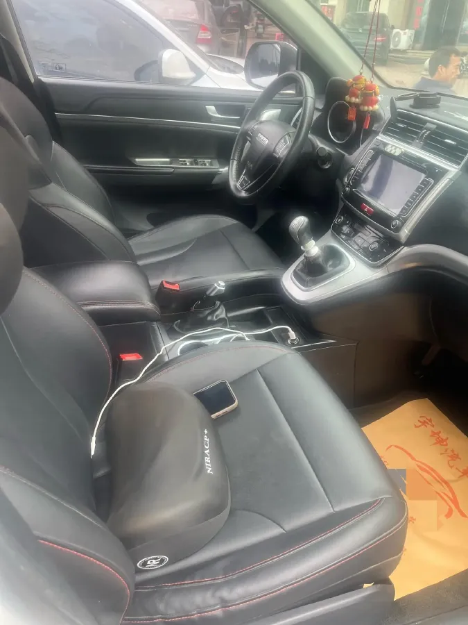 2019 Haval M6 1.5T 150HP L4 6MT,autocango,china used car exporter,china ev exporter,chinese used car exporter,chinese used ev exporter