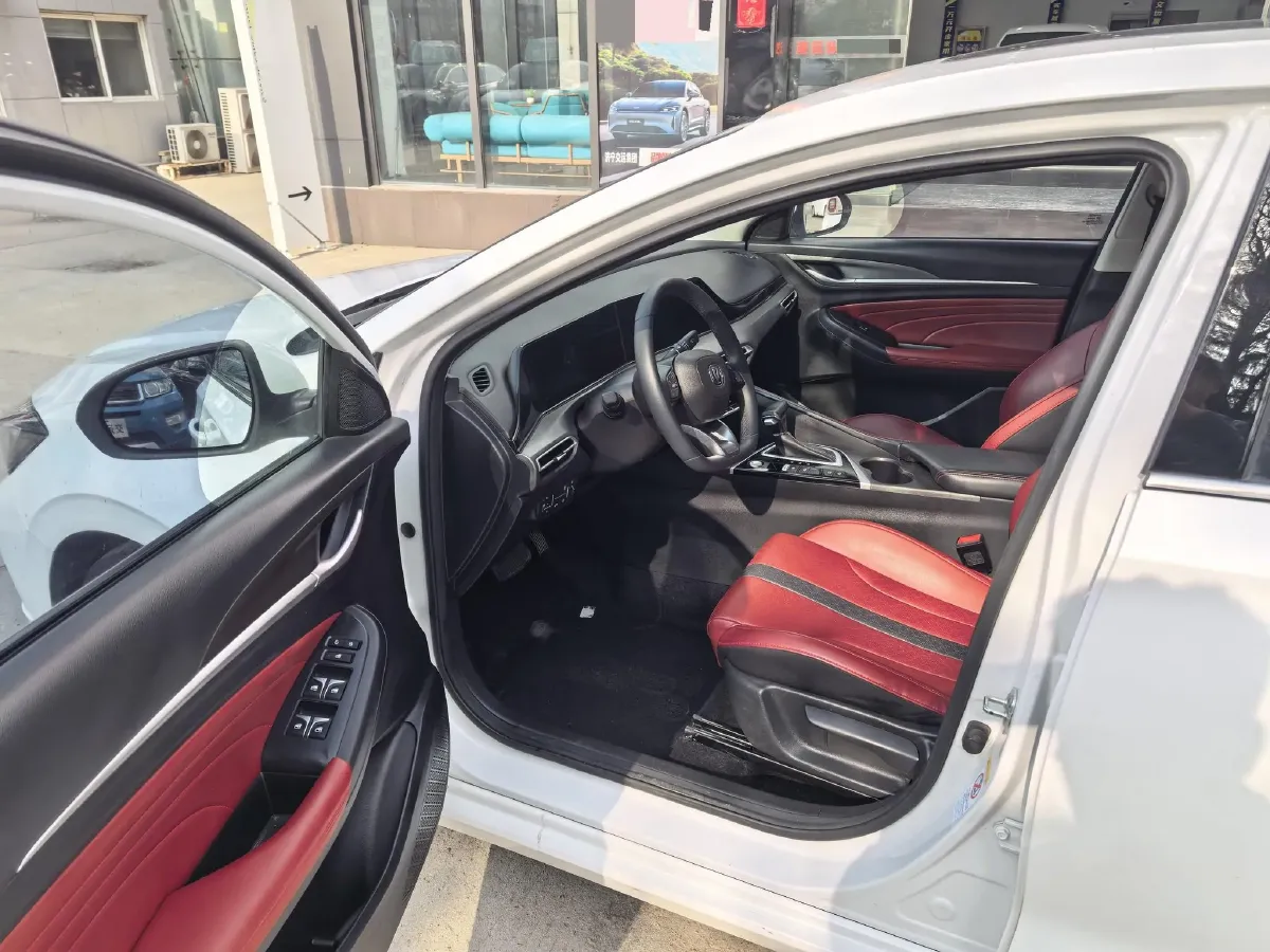 2021 ChangAn Eado 1.4T 160HP L4 7DCT,autocango,china used car exporter,china ev exporter,chinese used car exporter,chinese used ev exporter