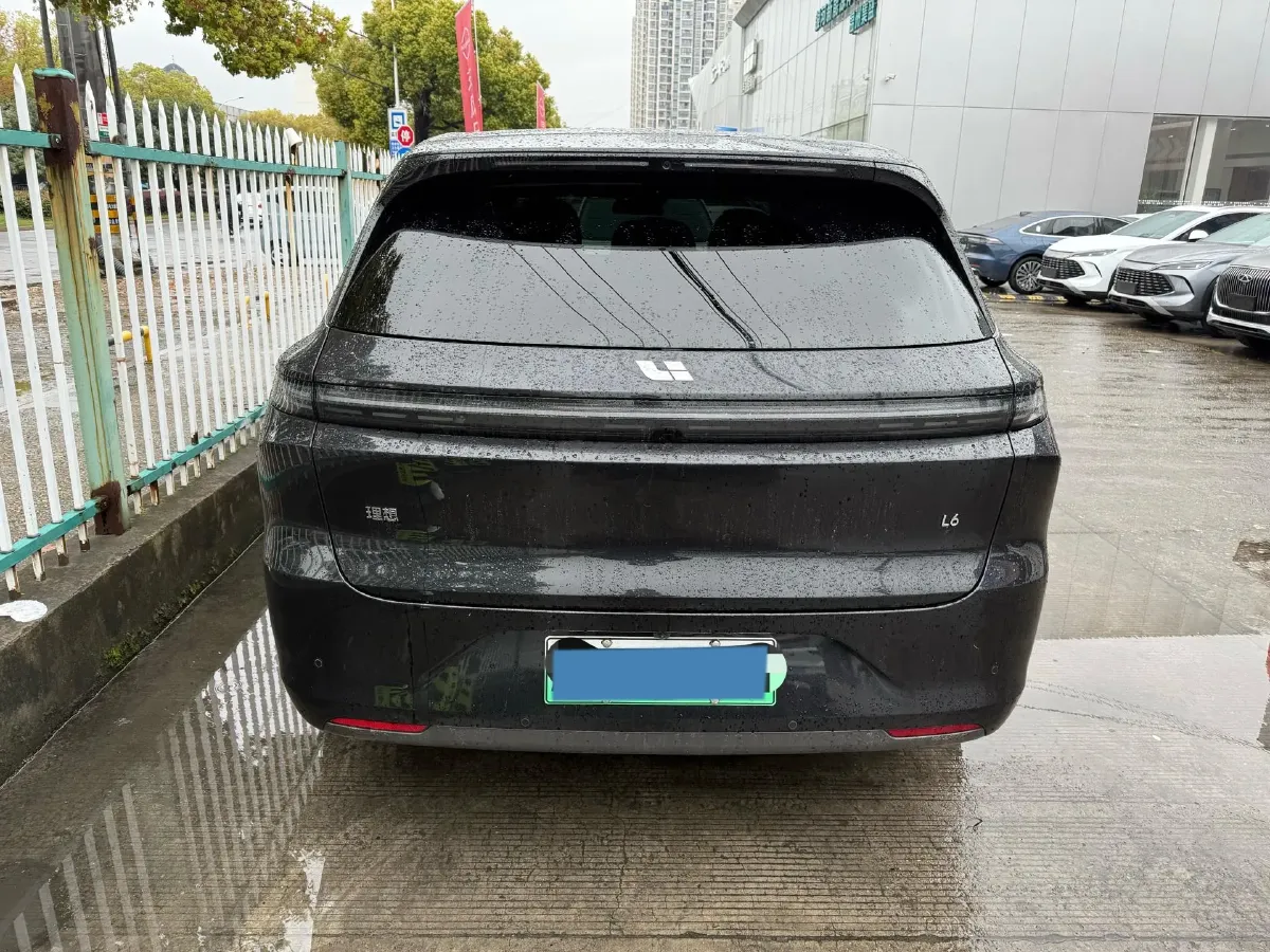 2024 Li L6 Range Extended 154HP L4 REEV 36.8KWH,autocango,china used car exporter,china ev exporter,chinese used car exporter,chinese used ev exporter
