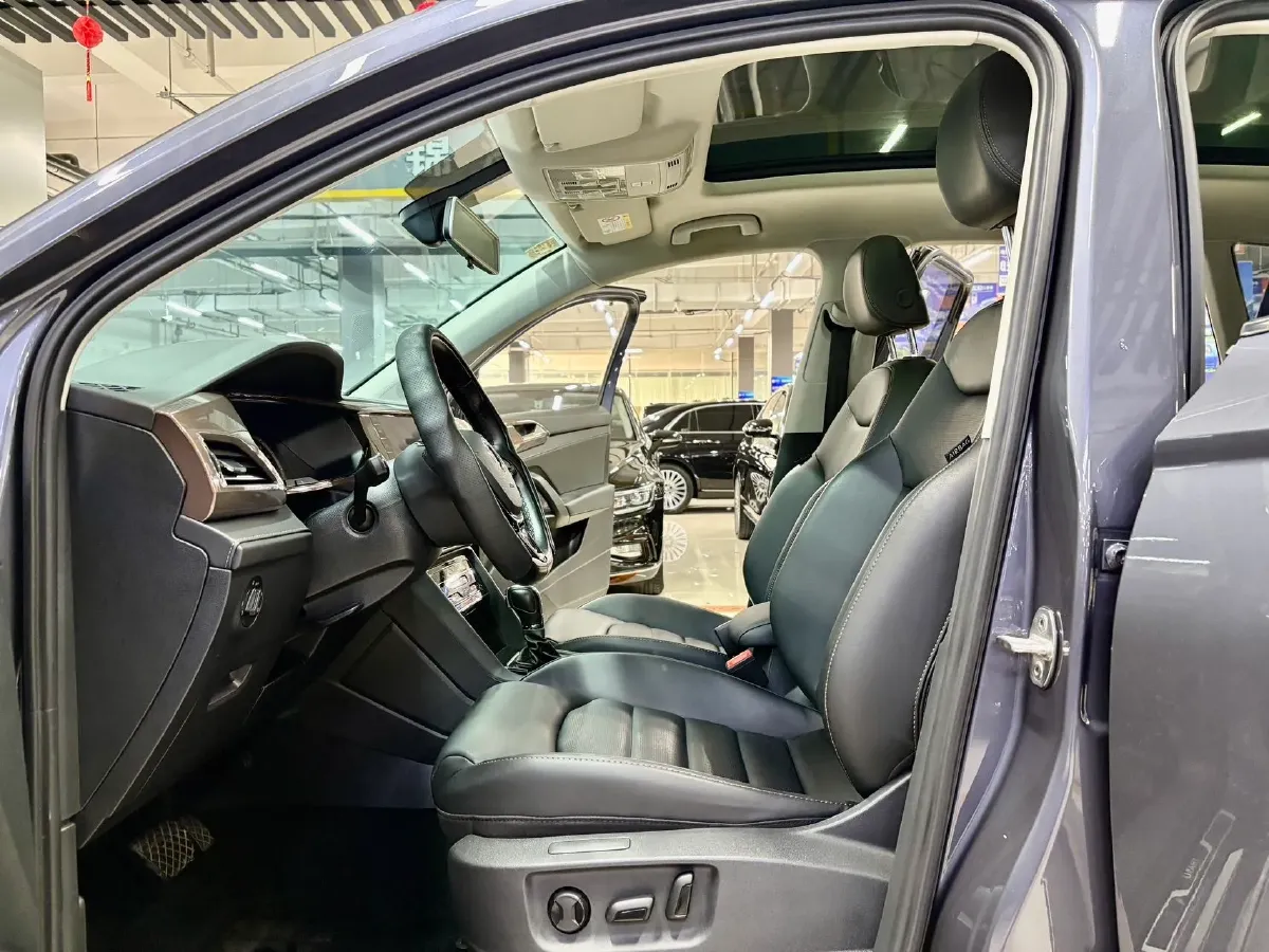 2021 Volkswagen Tharu 1.4T 150HP L4 7DCT,autocango,china used car exporter,china ev exporter,chinese used car exporter,chinese used ev exporter