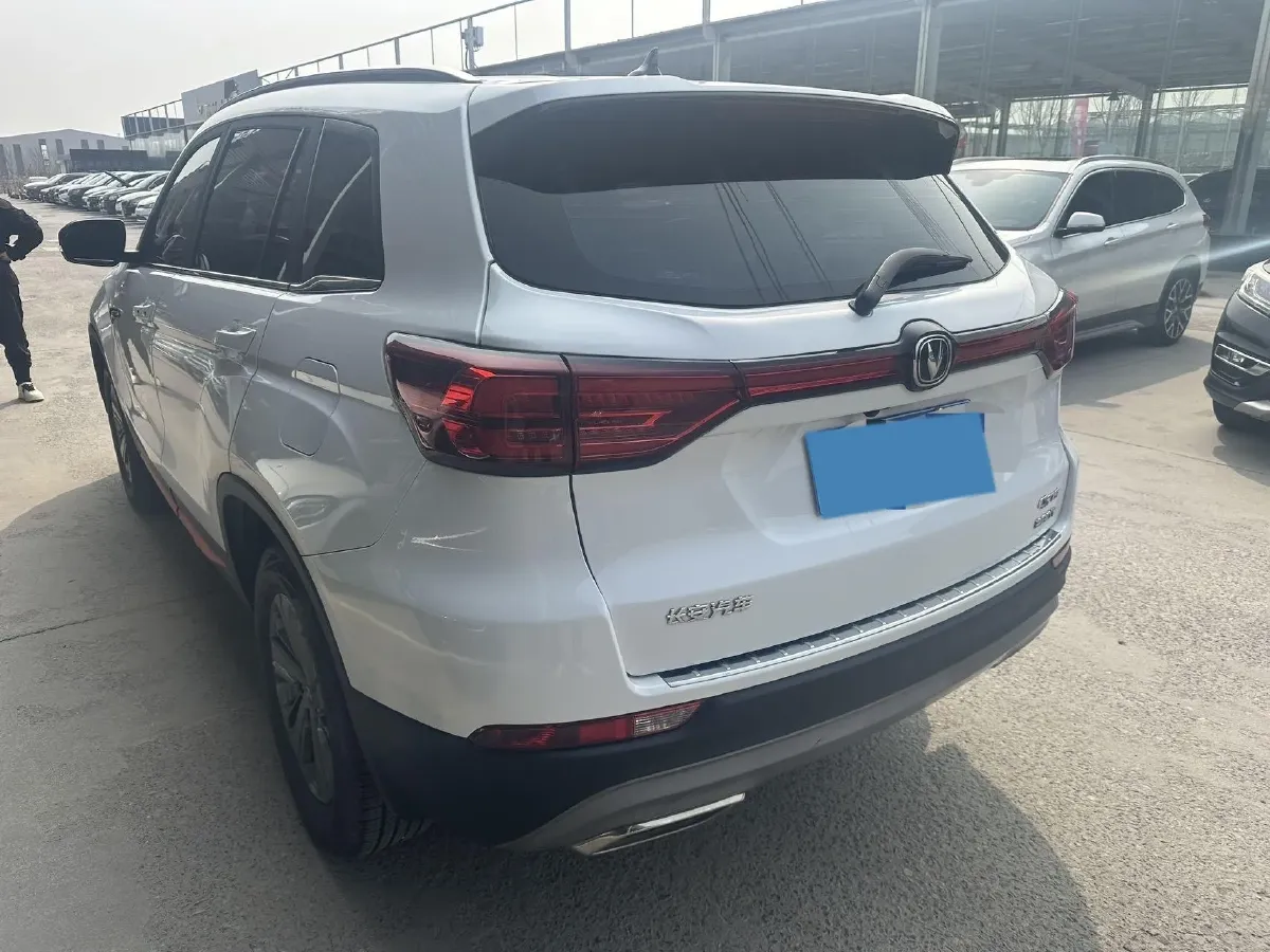2021 ChangAn CS75 1.5T 178HP L4 7DCT,autocango,china used car exporter,china ev exporter,chinese used car exporter,chinese used ev exporter