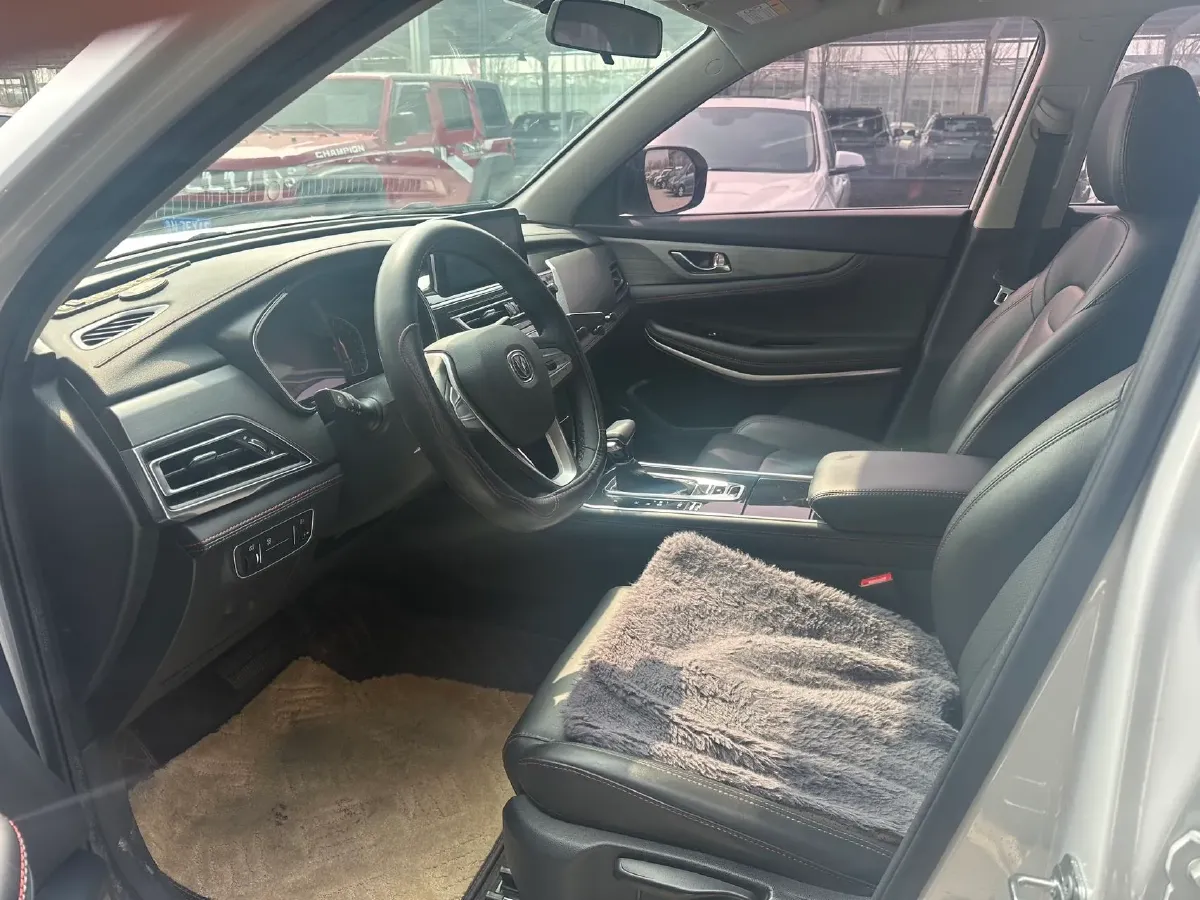 2021 ChangAn CS75 1.5T 178HP L4 7DCT,autocango,china used car exporter,china ev exporter,chinese used car exporter,chinese used ev exporter