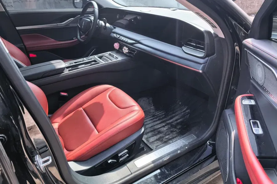 2024 Lincoln Z 2.0T 261HP L4 8AT,autocango,china used car exporter,china ev exporter,chinese used car exporter,chinese used ev exporter