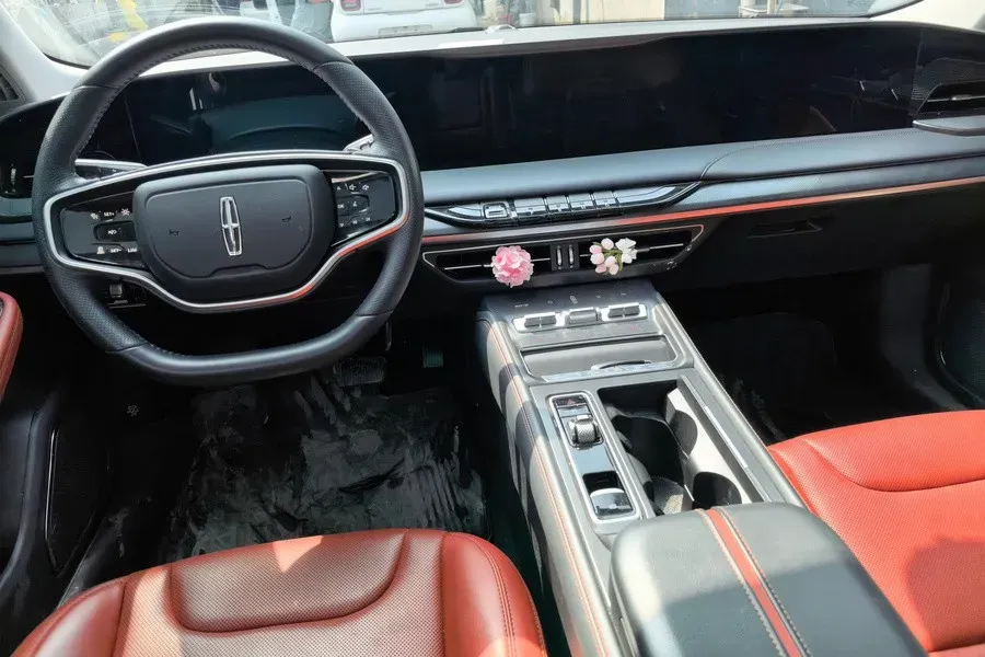 2024 Lincoln Z 2.0T 261HP L4 8AT,autocango,china used car exporter,china ev exporter,chinese used car exporter,chinese used ev exporter