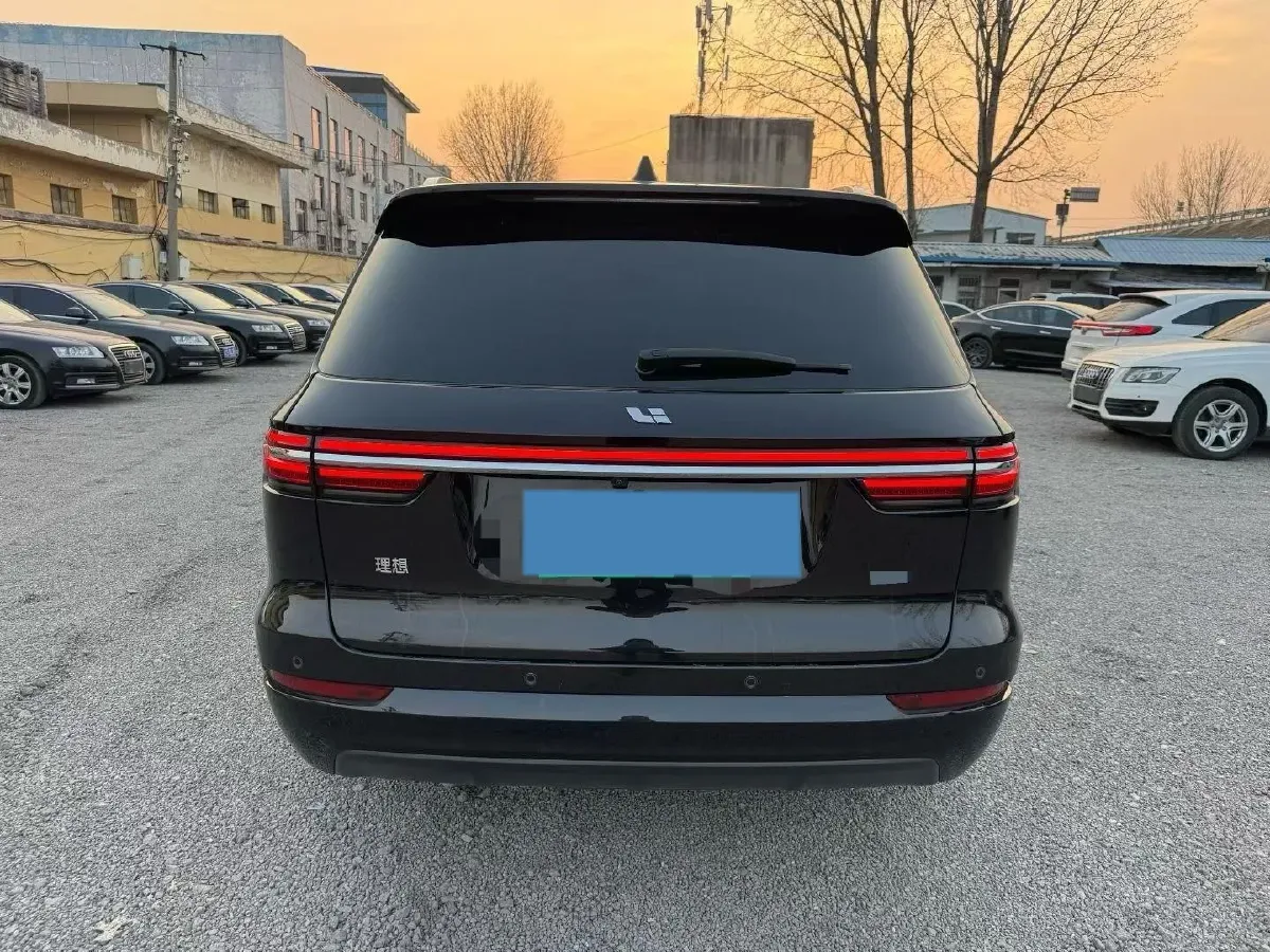 2021 Li ONE Range Extended 131HP REEV 40.5KWH,autocango,china used car exporter,china ev exporter,chinese used car exporter,chinese used ev exporter