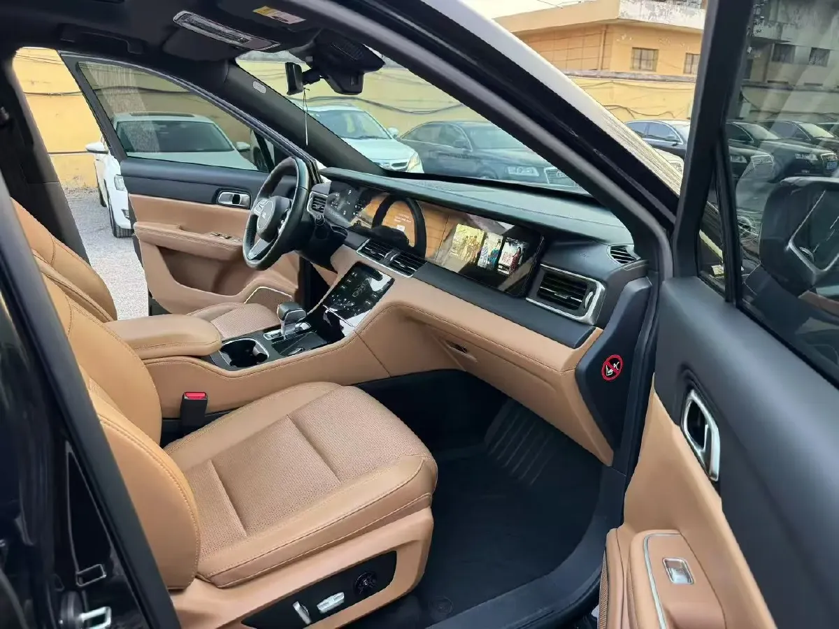 2021 Li ONE Range Extended 131HP REEV 40.5KWH,autocango,china used car exporter,china ev exporter,chinese used car exporter,chinese used ev exporter