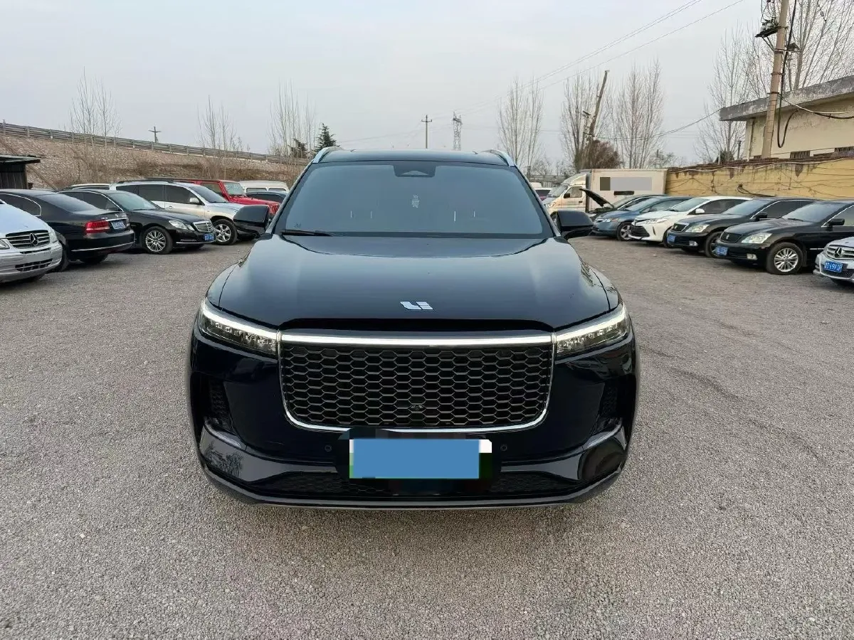 2021 Li ONE Range Extended 131HP REEV 40.5KWH,autocango,china used car exporter,china ev exporter,chinese used car exporter,chinese used ev exporter