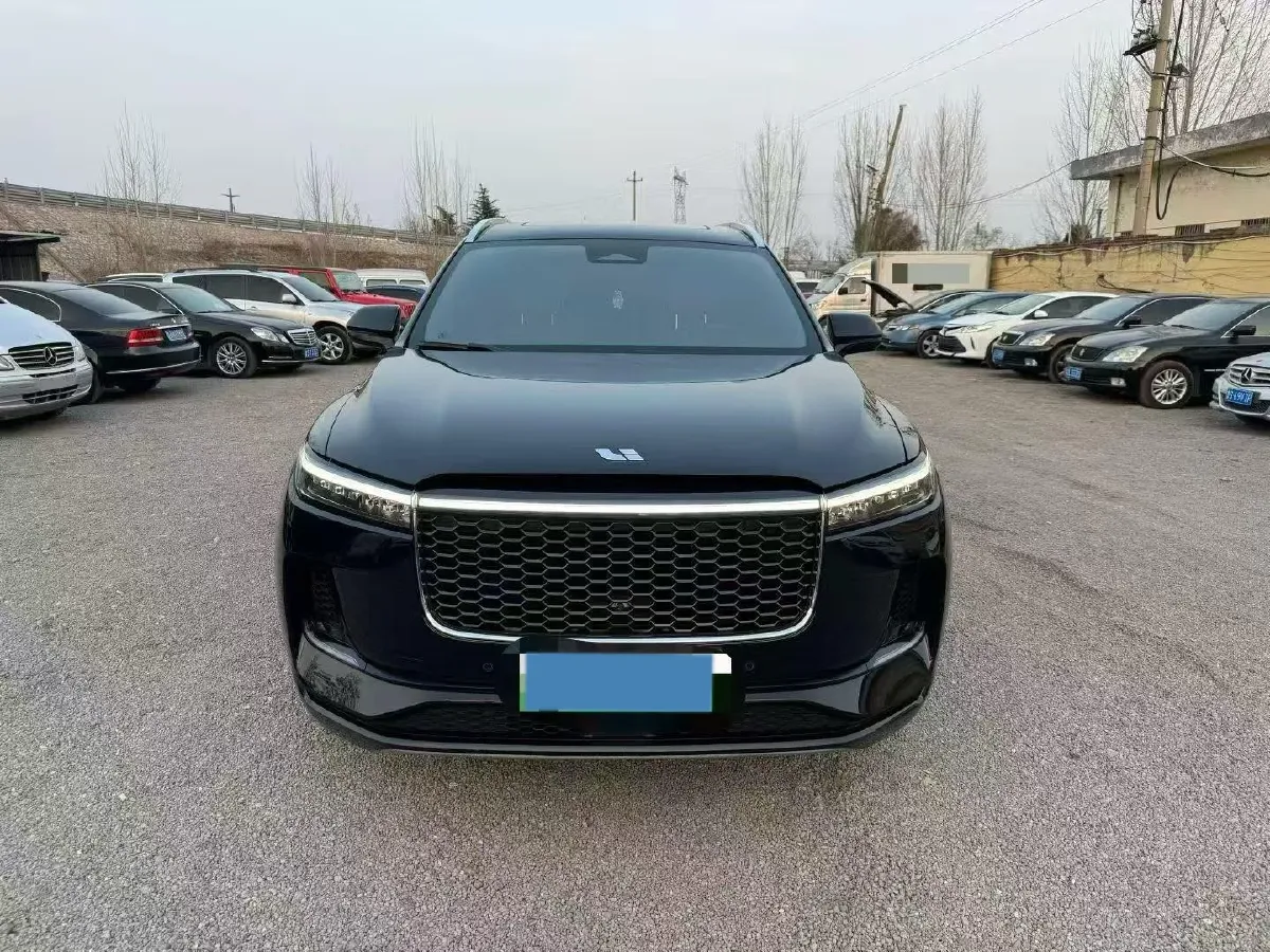 2021 Li ONE Range Extended 131HP REEV 40.5KWH,autocango,china used car exporter,china ev exporter,chinese used car exporter,chinese used ev exporter
