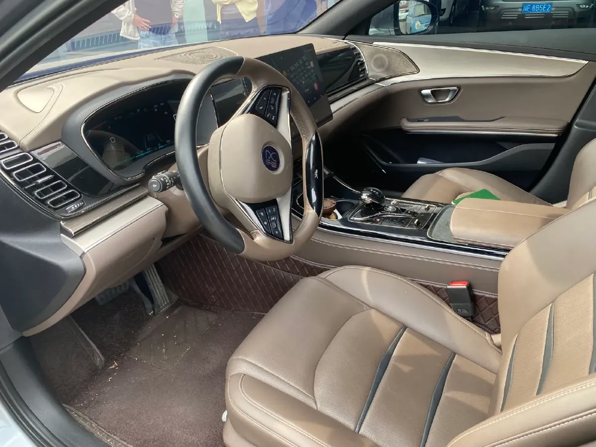 2020 WEY VV7 2.0T 227HP L4 7DCT PHEV,autocango,china used car exporter,china ev exporter,chinese used car exporter,chinese used ev exporter