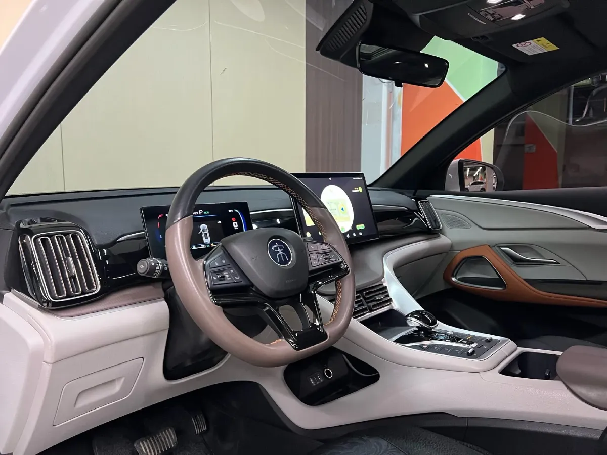 2022 Ruichi Auto EC31 BEV 41.932KWH,autocango,china used car exporter,china ev exporter,chinese used car exporter,chinese used ev exporter