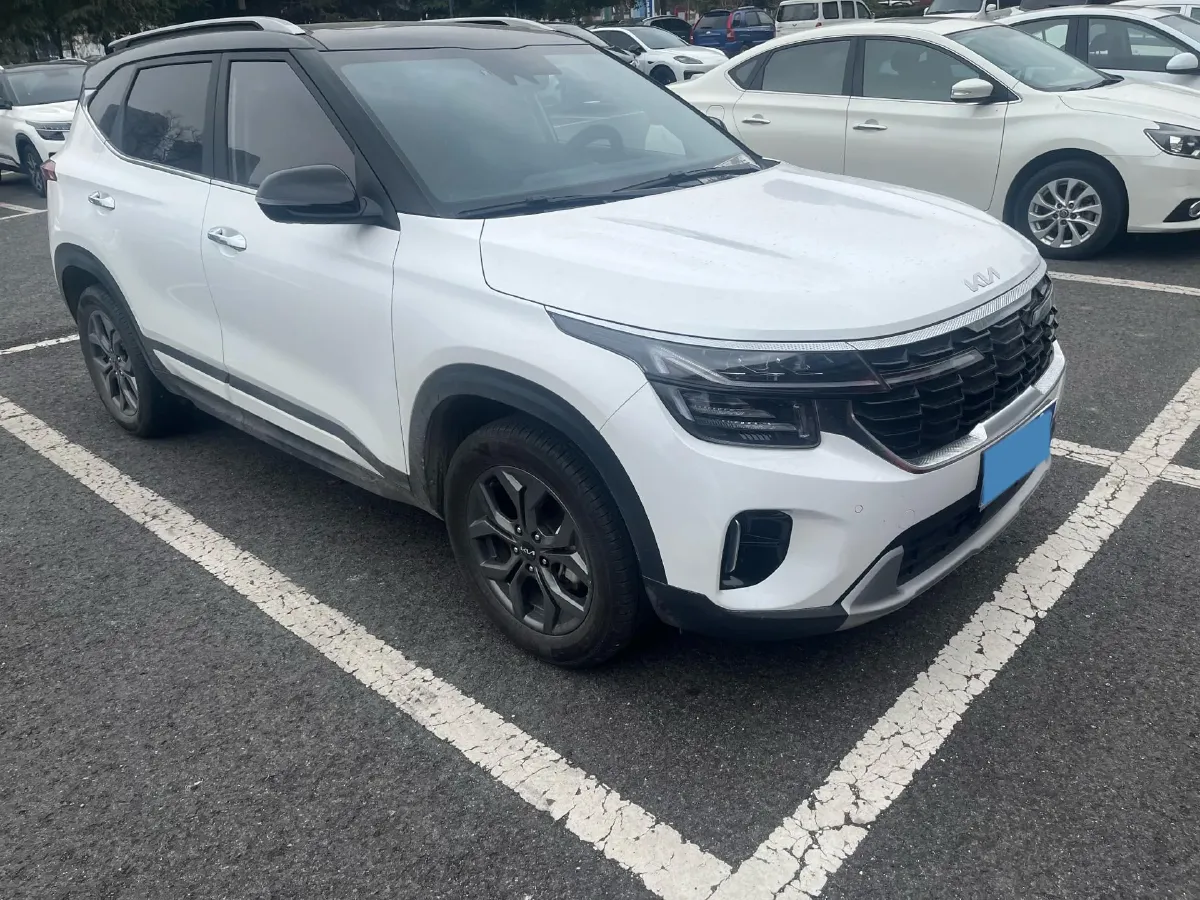 2023 Kia Seltos 1.5L 115HP L4 CVT,autocango,china used car exporter,china ev exporter,chinese used car exporter,chinese used ev exporter