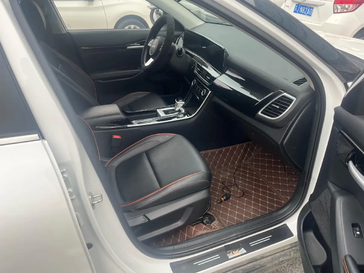 2023 Kia Seltos 1.5L 115HP L4 CVT,autocango,china used car exporter,china ev exporter,chinese used car exporter,chinese used ev exporter